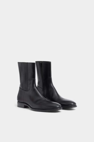 D2 Classic Flat Ankle Boot