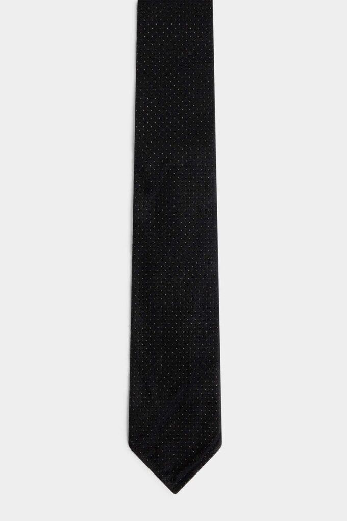 D2 Classic Tie