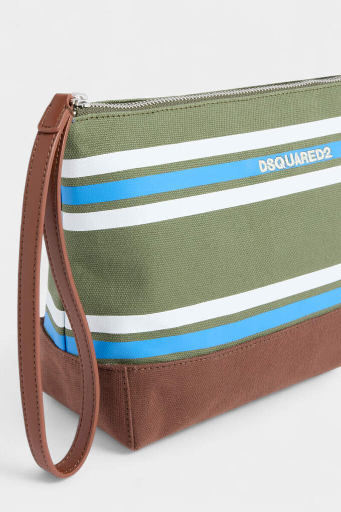 D2 College Beauty Case