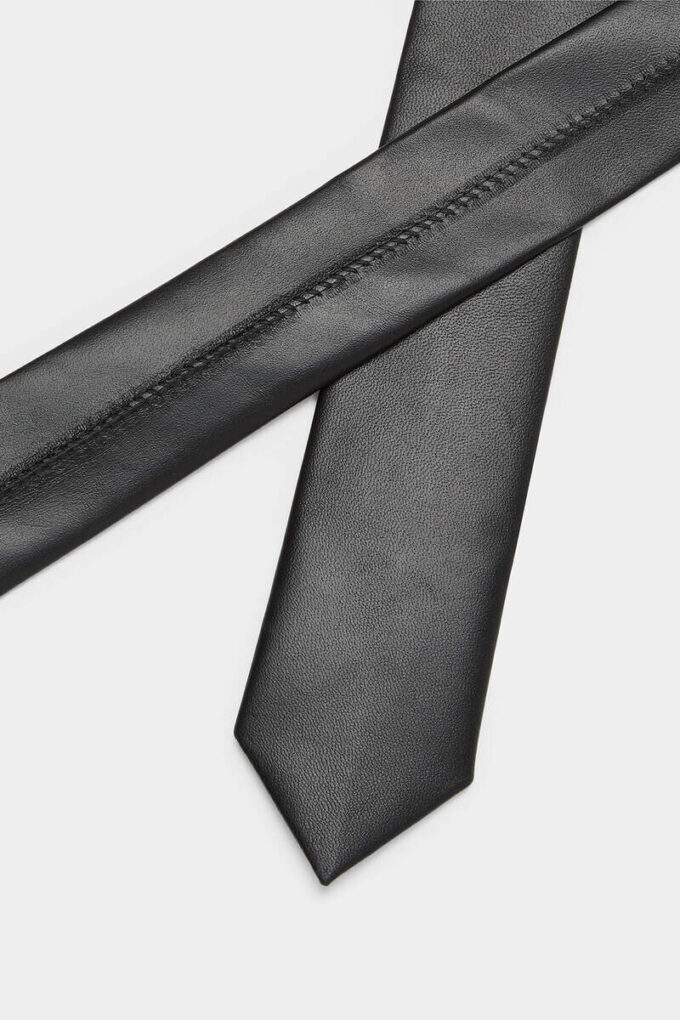 D2 Leather Tie