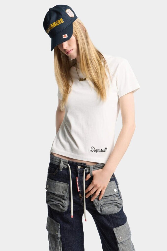 D2 Signature Just Right Fit T-Shirt