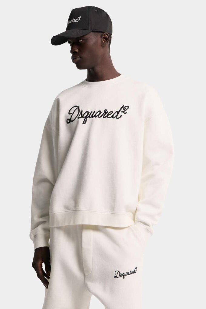 D2 Signature Relax Fit Crewneck