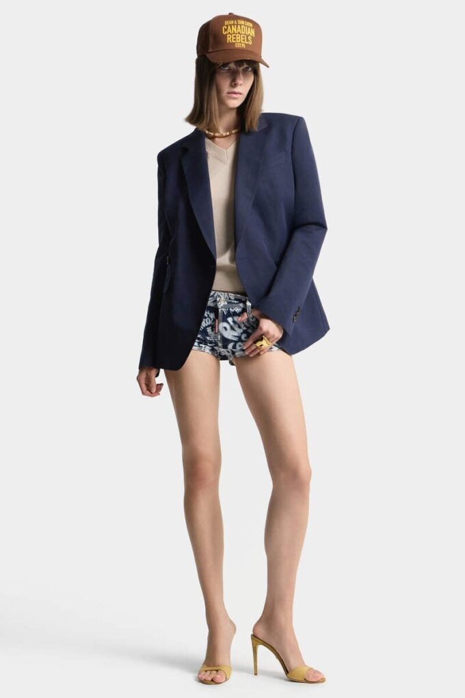 D2 Upside Down V Neck Pullover