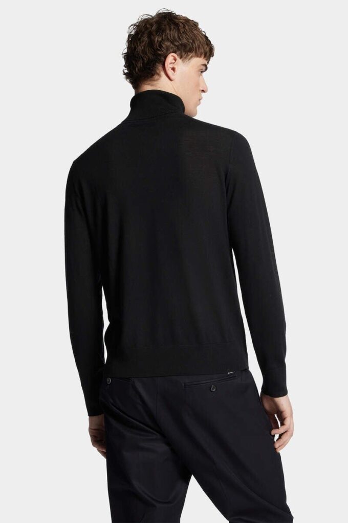 D2 Wool Turtleneck