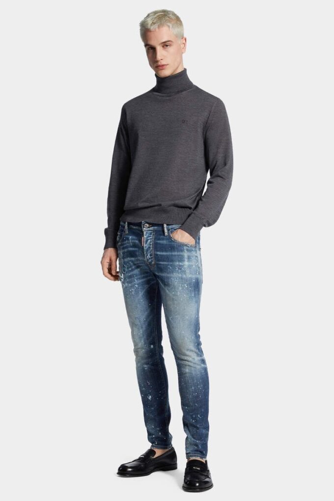 D2 Wool Turtleneck
