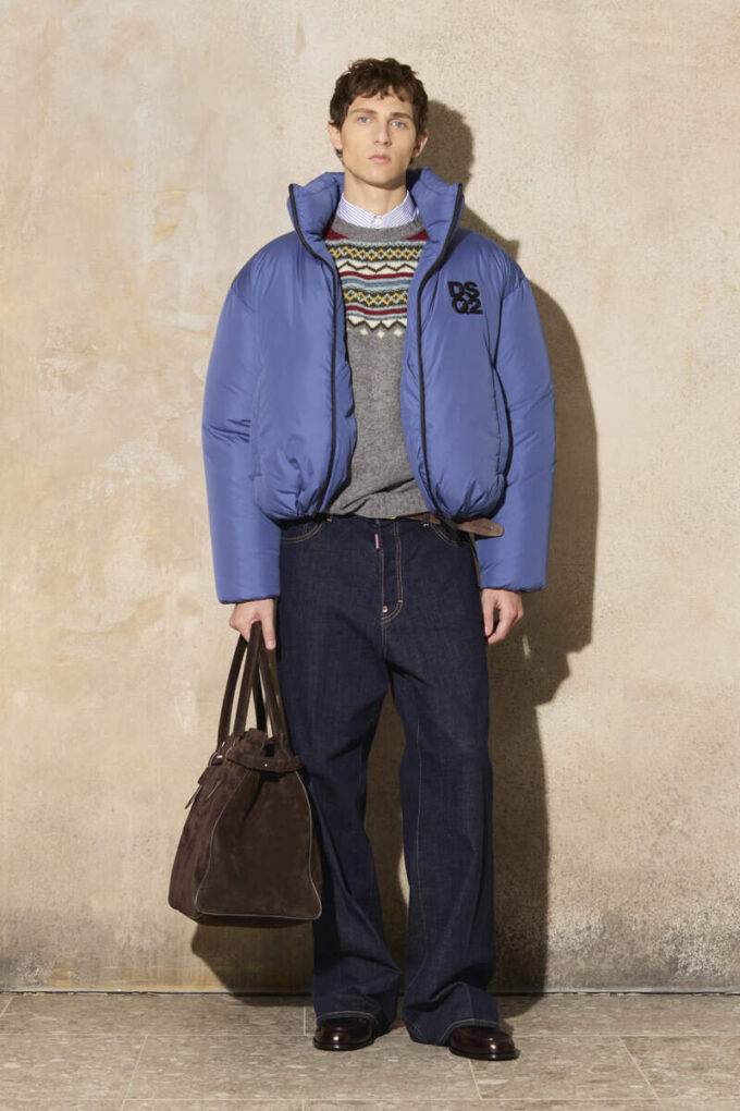 Dark Rinse Wash Loose Jeans