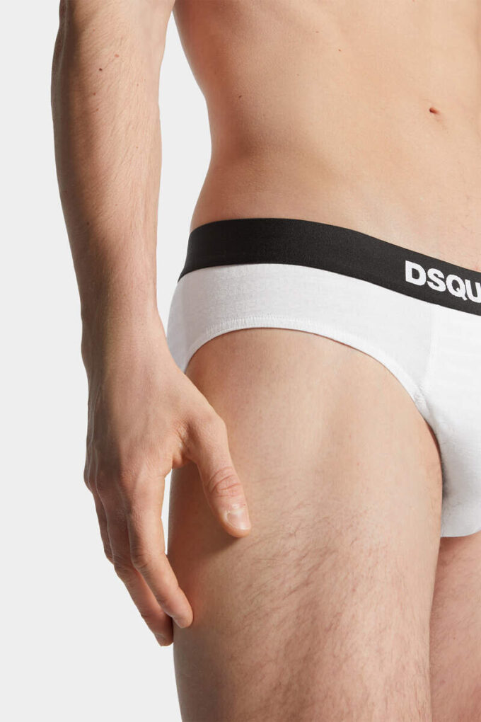 Dsquared2 Logo Brief