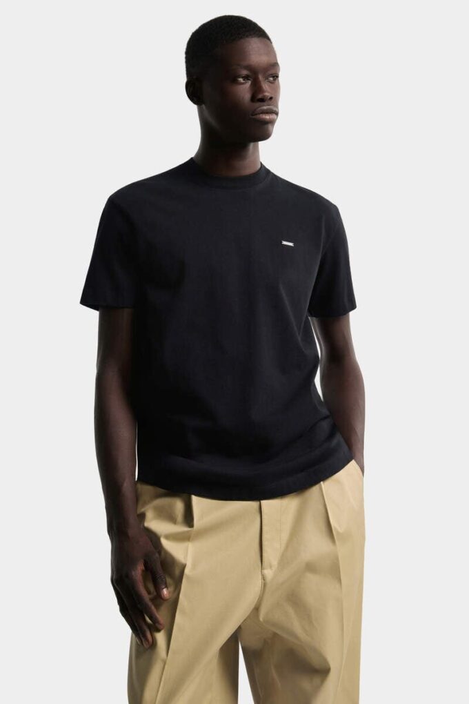 Dsquared2 Logo Plaque Cool Fit T-Shirt