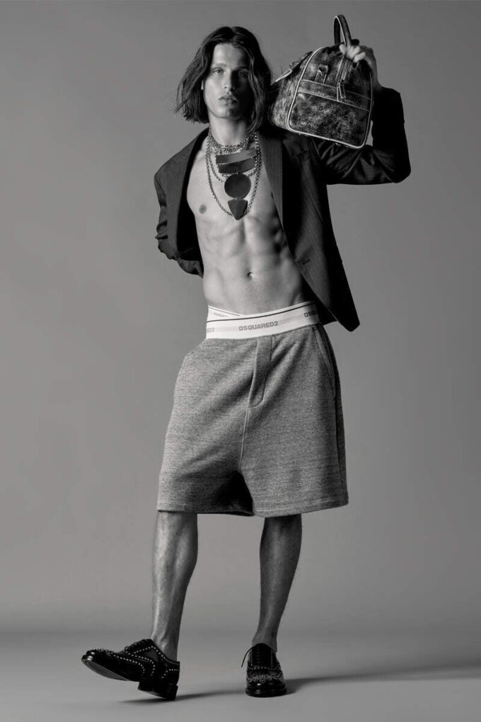 D2 Craked Leather Duffle