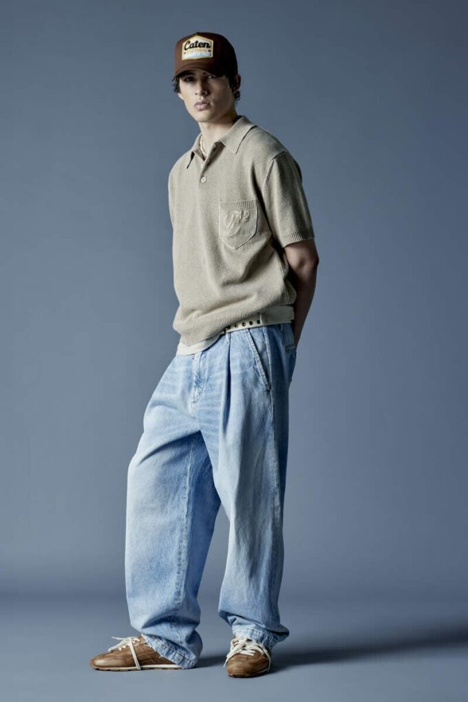 Light Clean Wash One Pleat Denim Pant