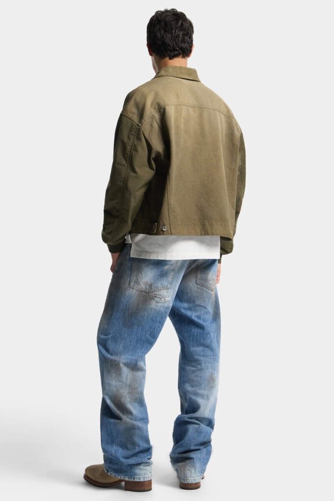 Light Dirty Wash Loose Twist Jeans