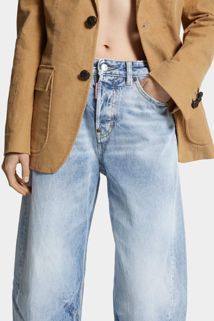 Light Wash D2 Twisted Jeans