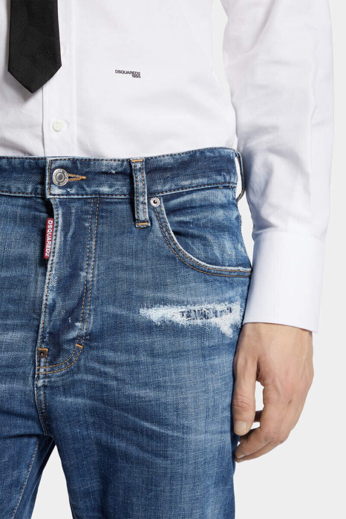 Medium Wash 642 Jeans