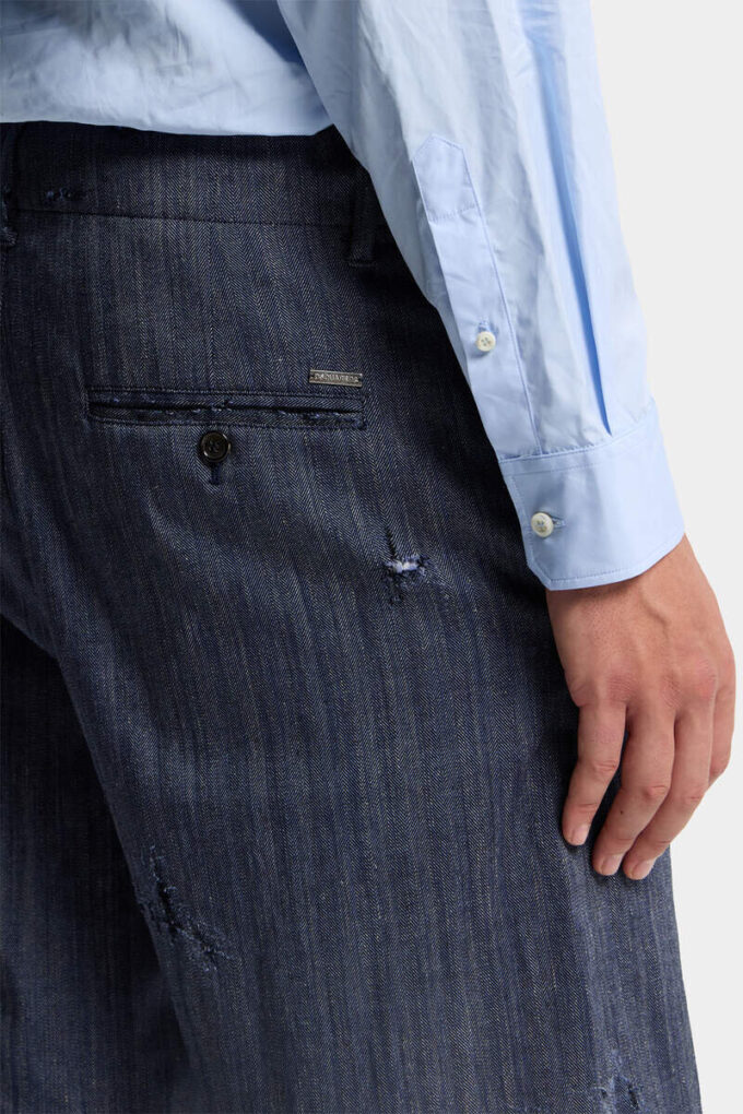 Ripped and Raw-Cut Snatch Shorts