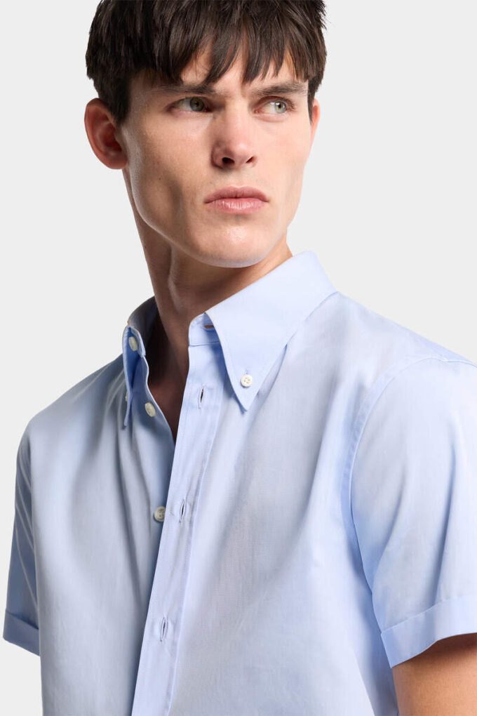 Short Easy Slim Shirt