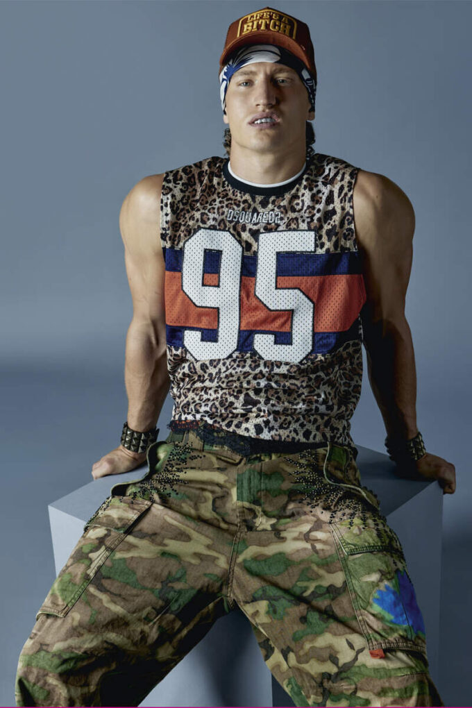 Wild2 Cigarette Fit T-Shit